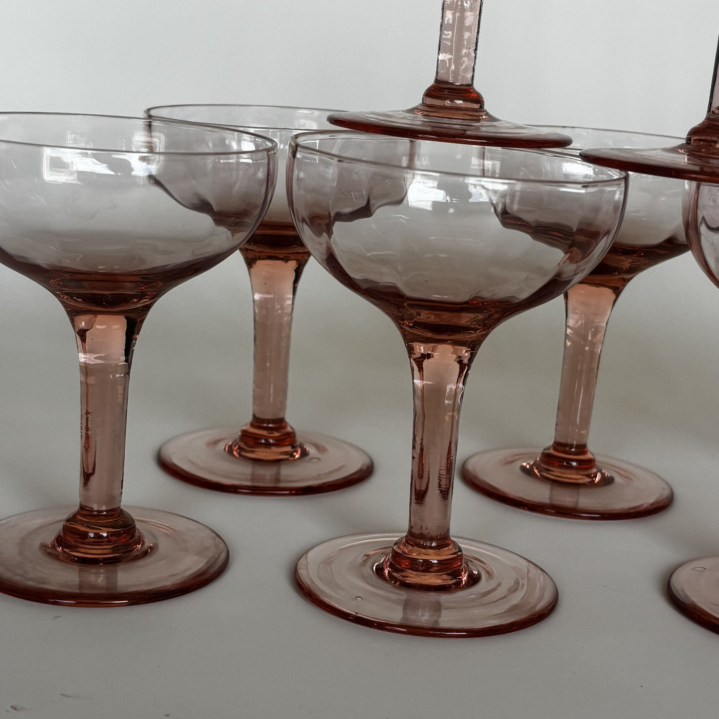 Ensemble De 12 Verres À Pied Rose