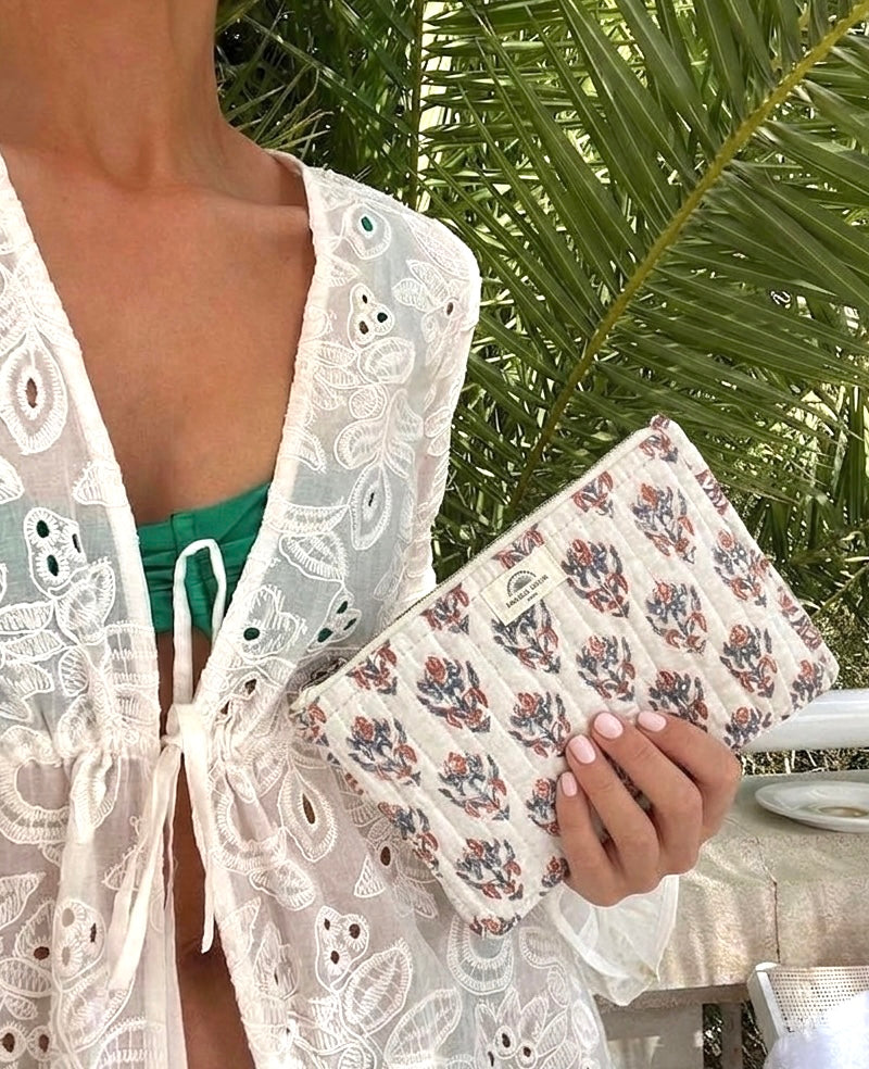 Bombay Pouch
