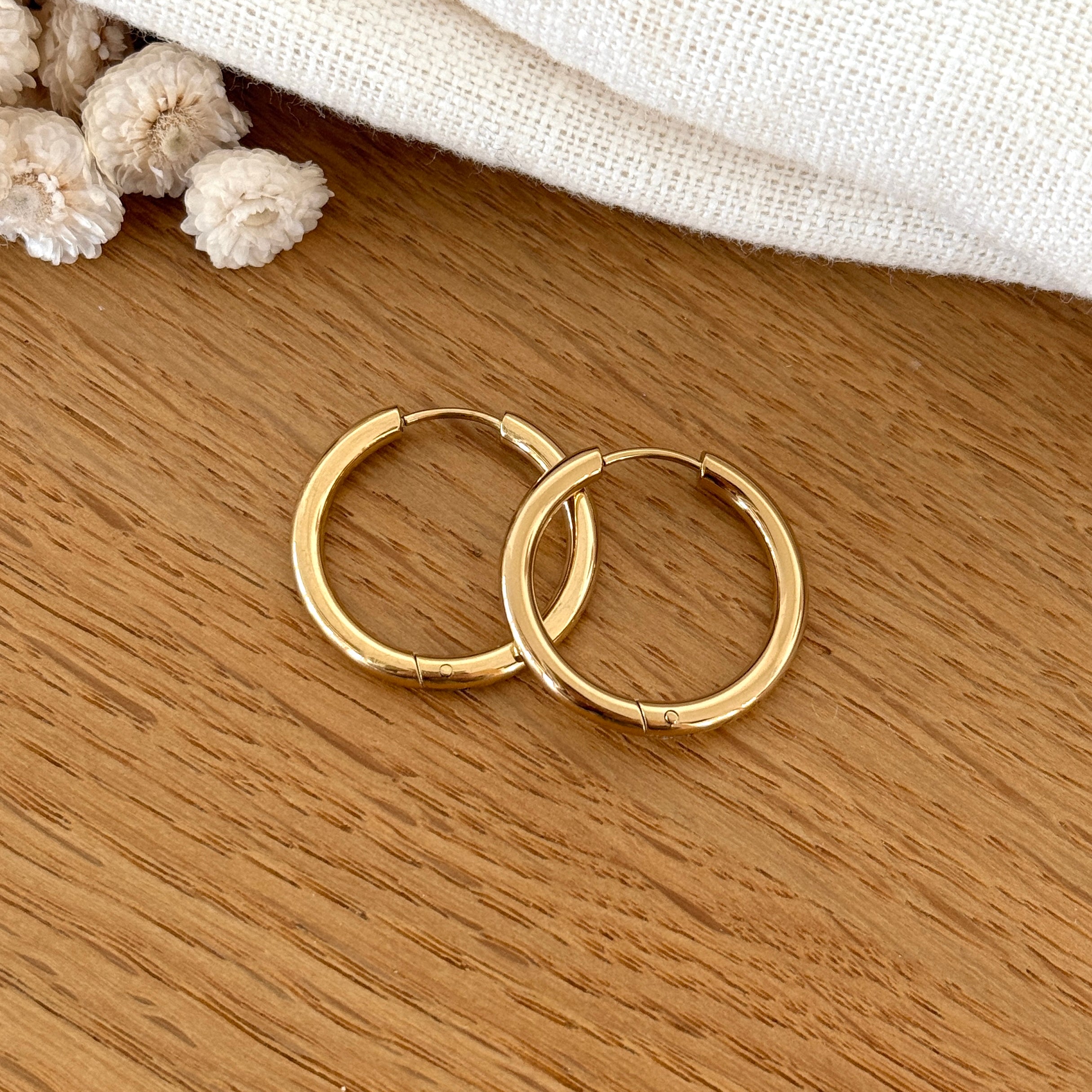Pendientes Aros “Filo” Acero Dorado