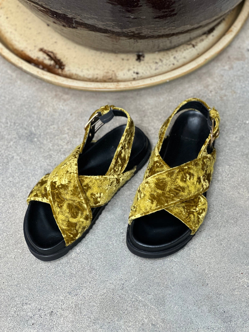 Sandalias Cruzadas Bloom Verde Lima - Lachoix