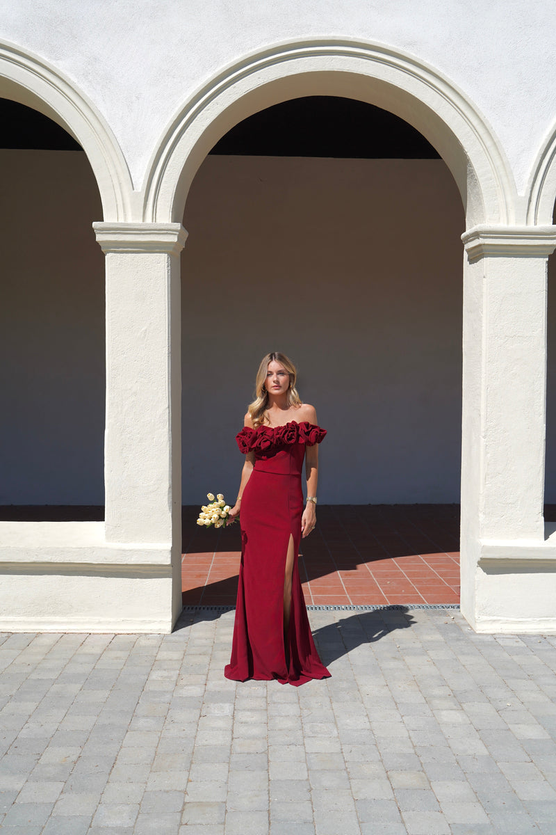 Vestido de romance profundo