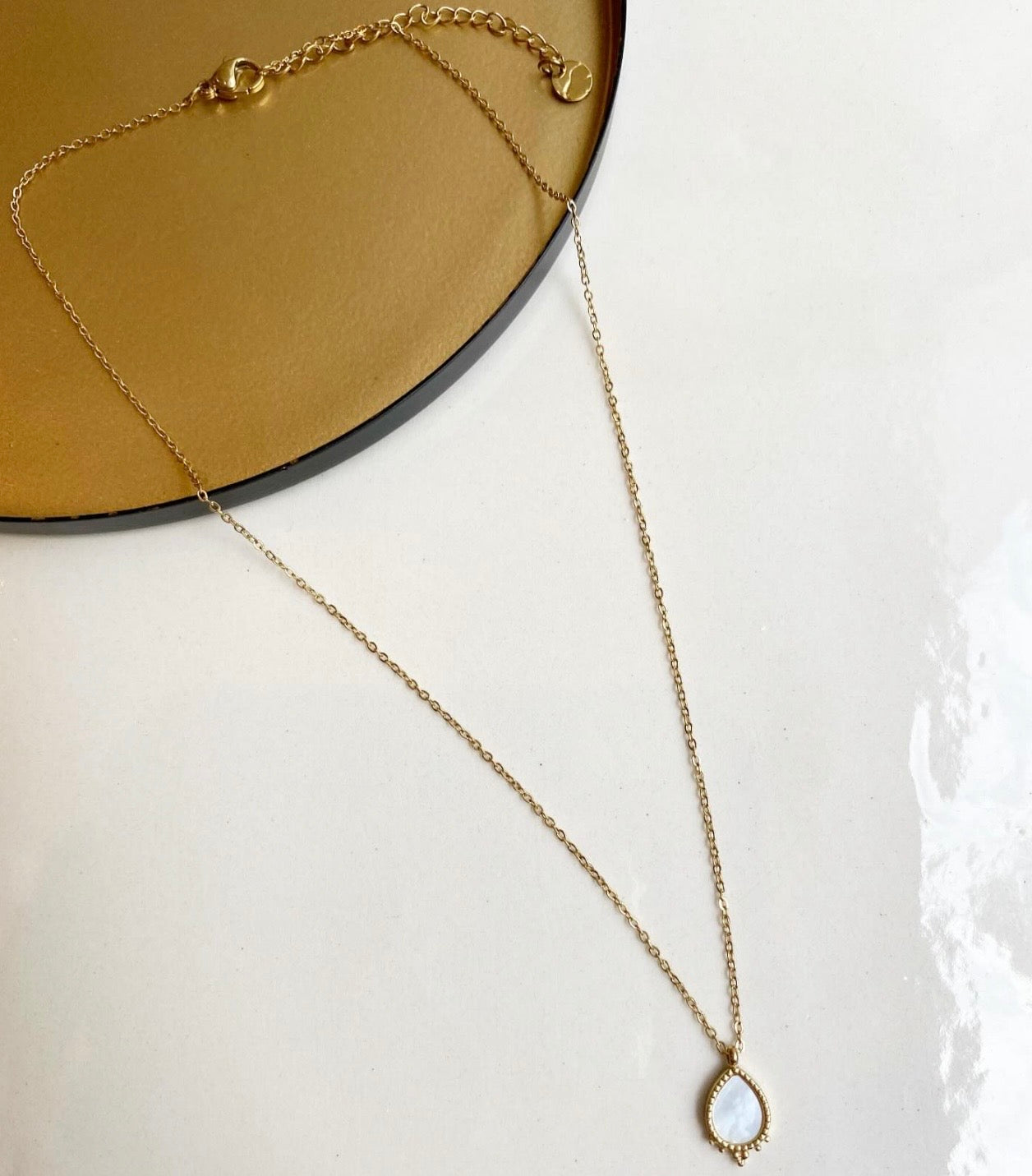Collar Suzette