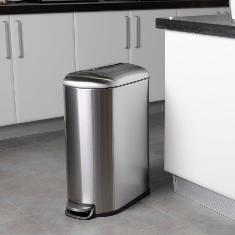 Poubelle cuisine étroite à pédale en acier 40L FULLER en inox brossé design