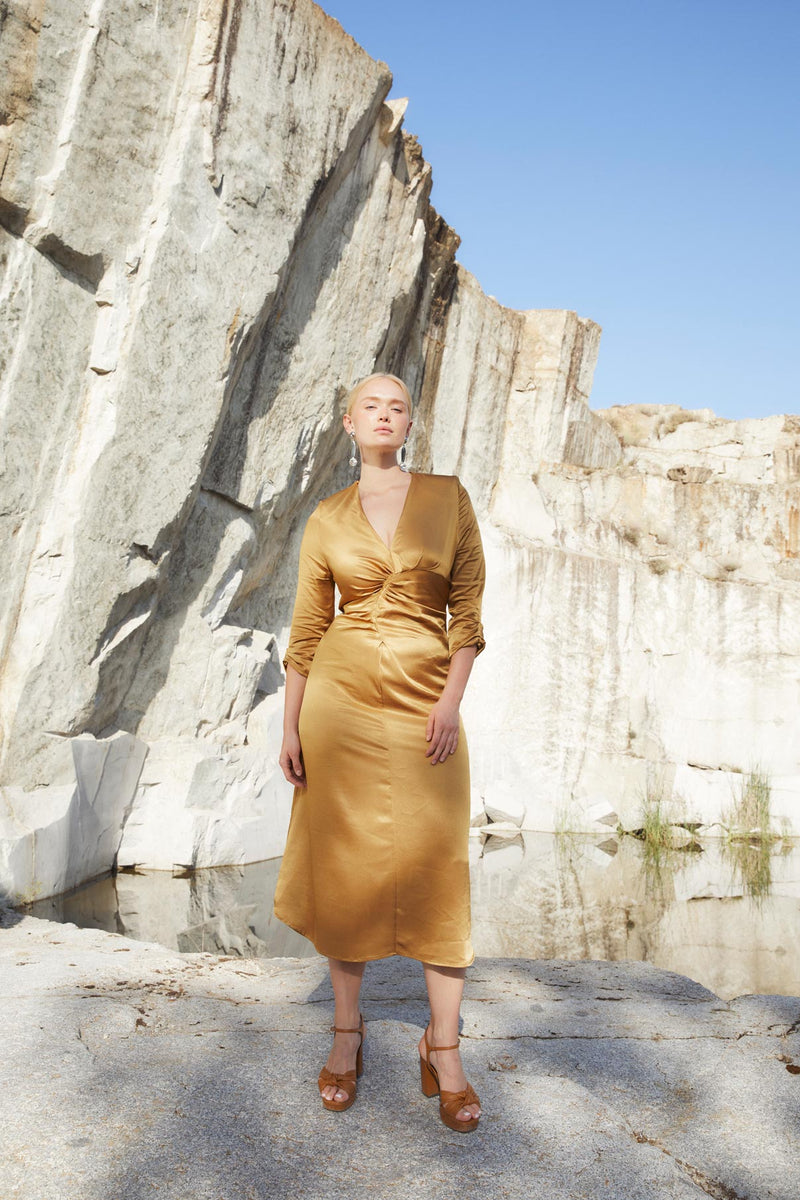 Robe Fernanda Satin Ocre