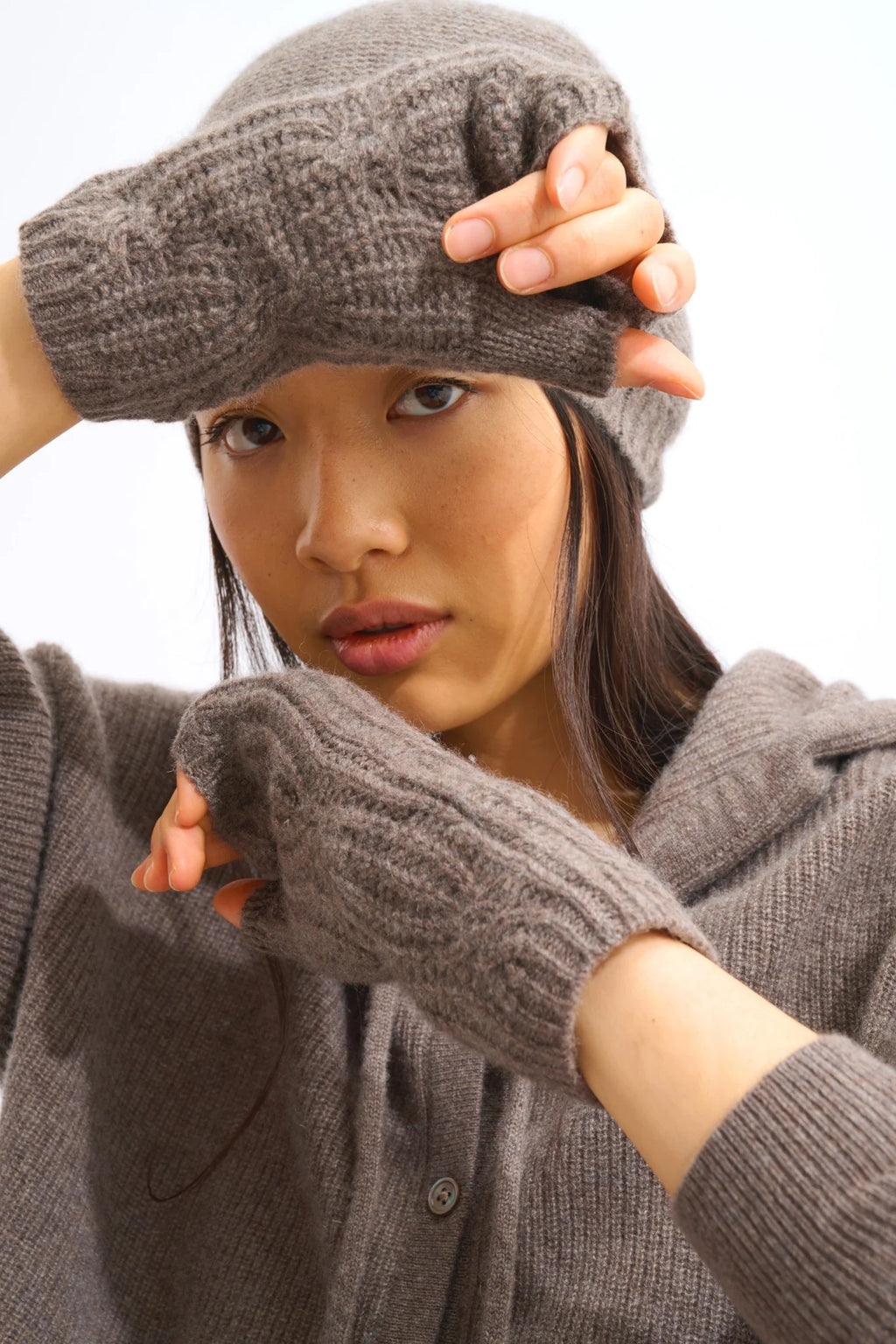 6-Ply Mittens - Iris - Brown