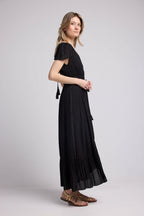 Vestido largo de manga corta - Negro