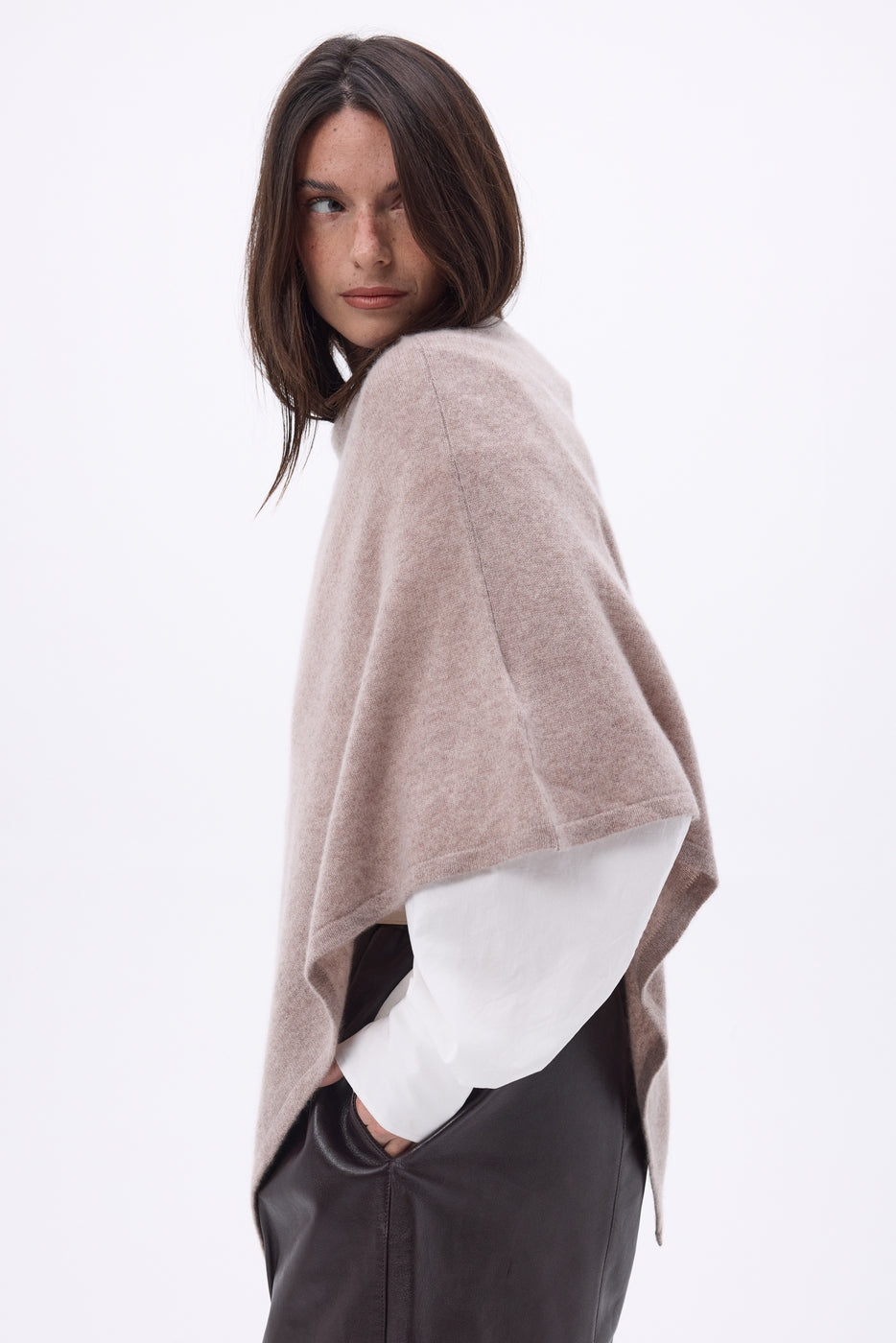 Isadora Poncho Cape - Hazelnut - Women
