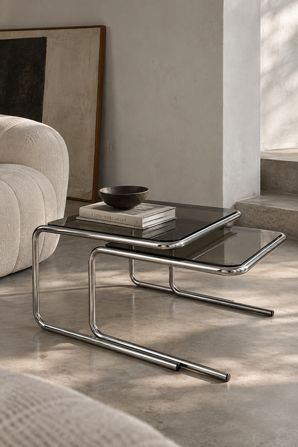 Duo di tavolini a incastro stile Bauhaus anni '70 - Argento