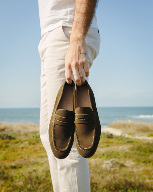 Penny Loafer Flex Antoine - Daim Vert Olive - Semelle Gomme - Homme