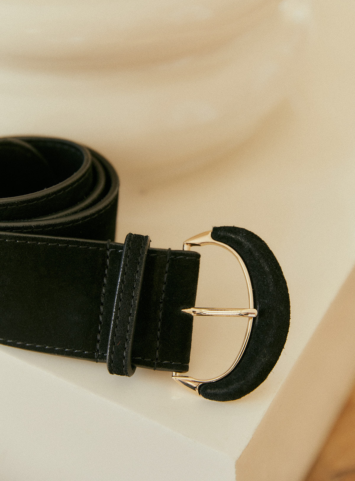 ISIS BLACK VELVET BELT PETITE MENDIGOTE