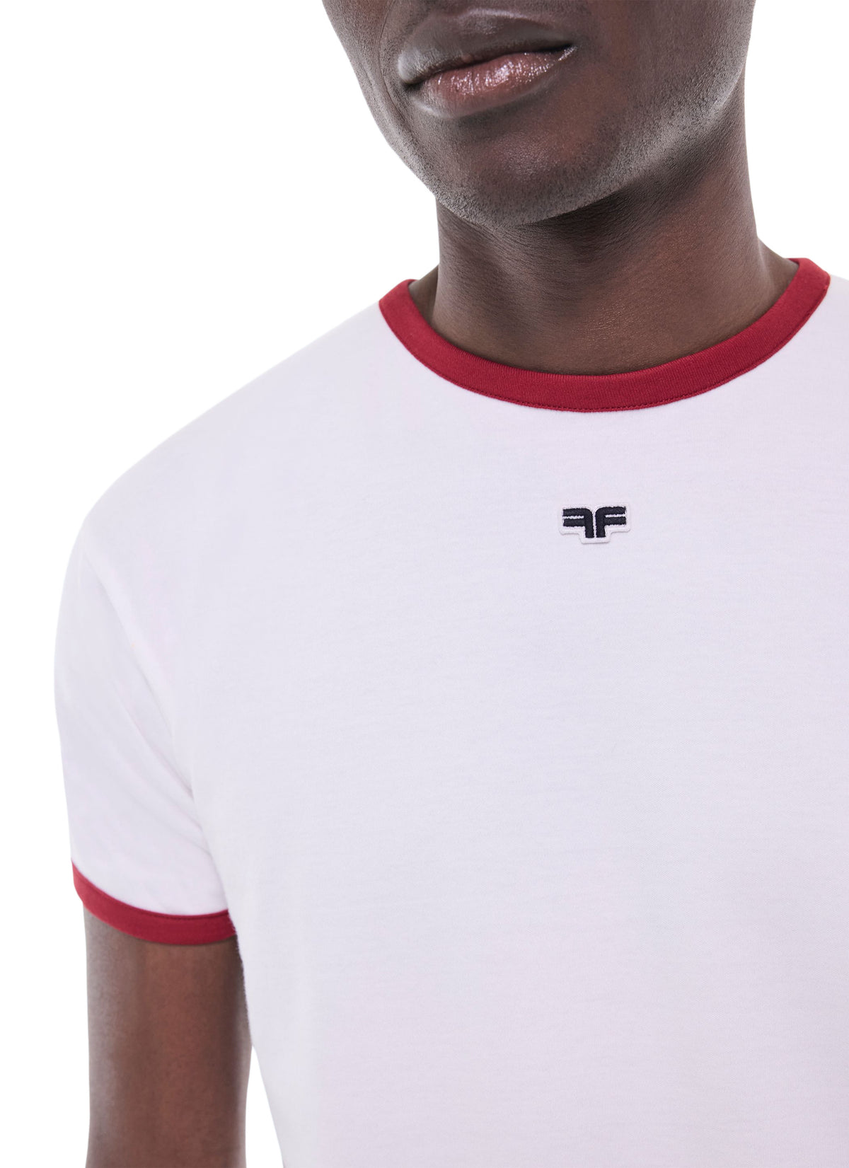 T-Shirt Med Kontrastkant Og Logo - Hvid