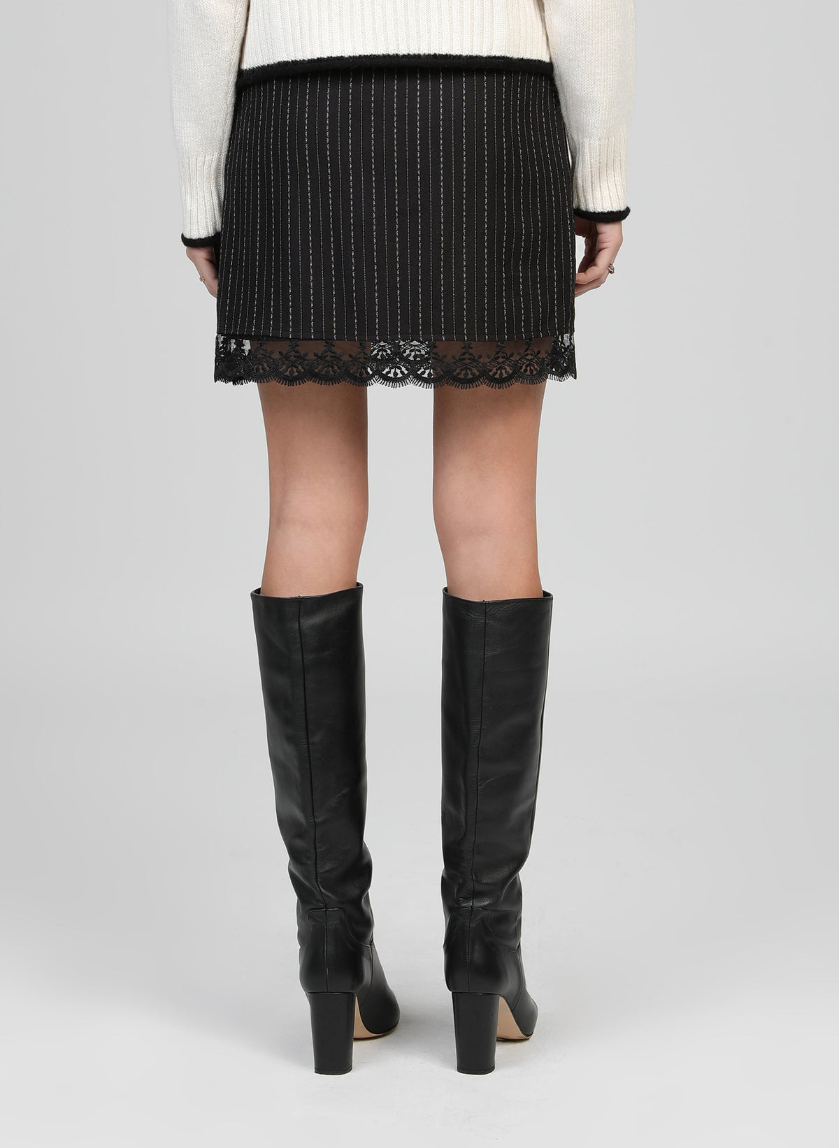 Falda Corta Johna Negro