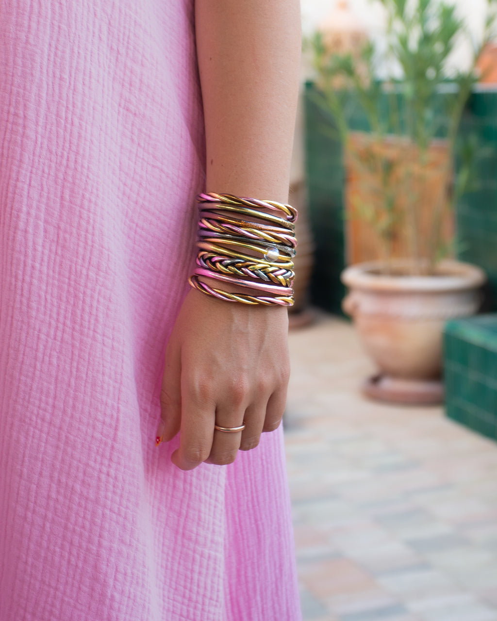 Buddhist Mantra Bangle Light Gold