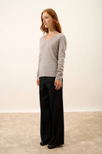 V-Neck Jumper - Joan - Heathered Cloud