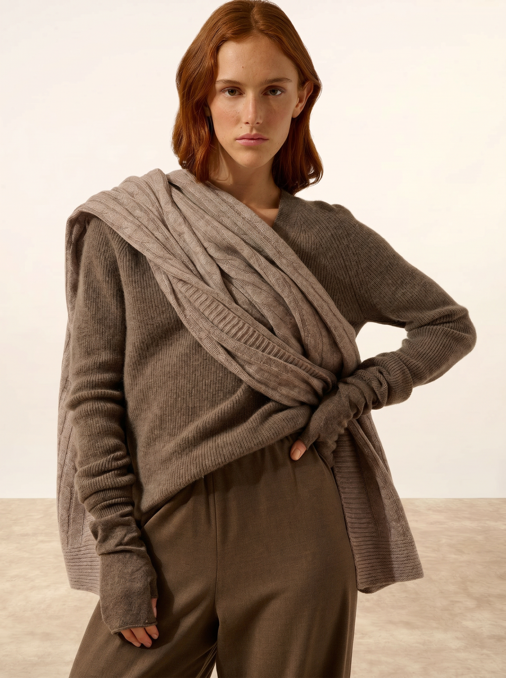 Håndledsvarmere - Zoe - Meleret Taupe