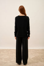 Jersey Cuello V - Nora - Negro