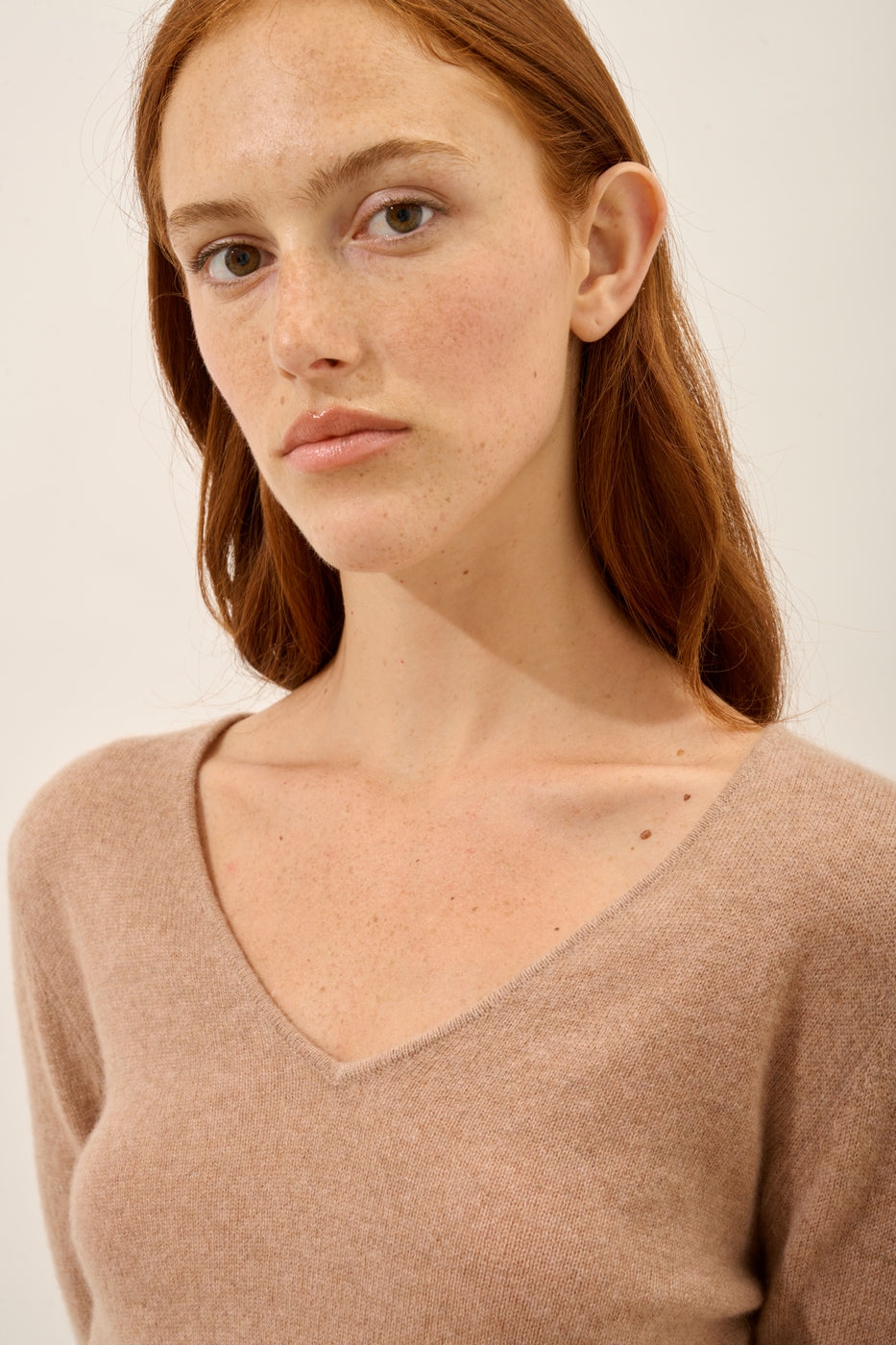 Jersey Cuello Pico - Joan - Camel Vigoré