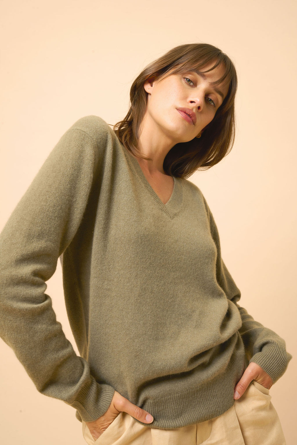 Pull Col V  - Nora - Army