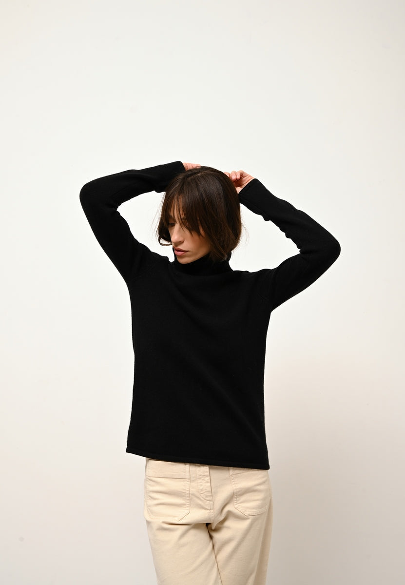 4-Ply Roll-Neck Jumper - June - Black