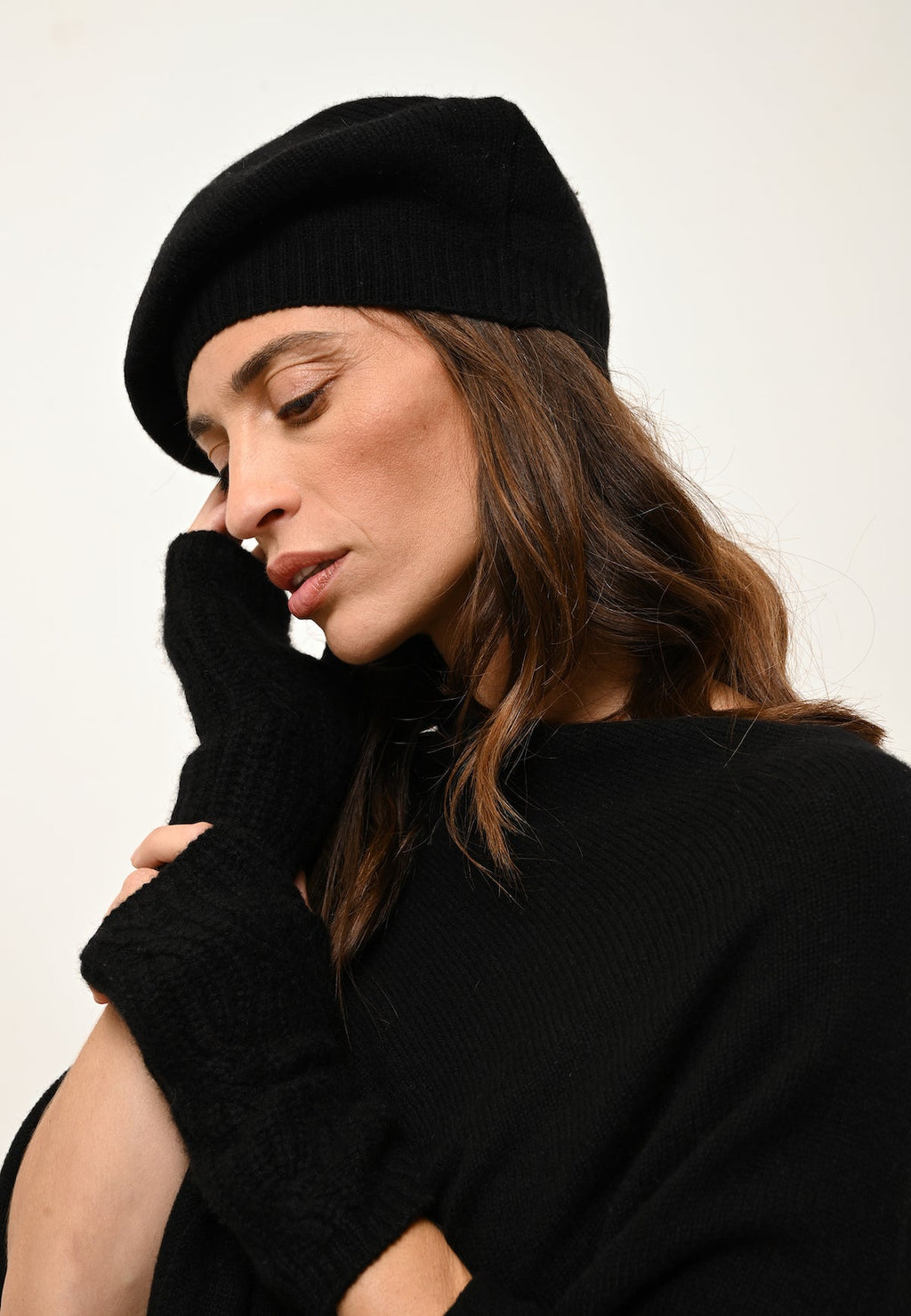 4-Ply Poncho - Ashley - Black