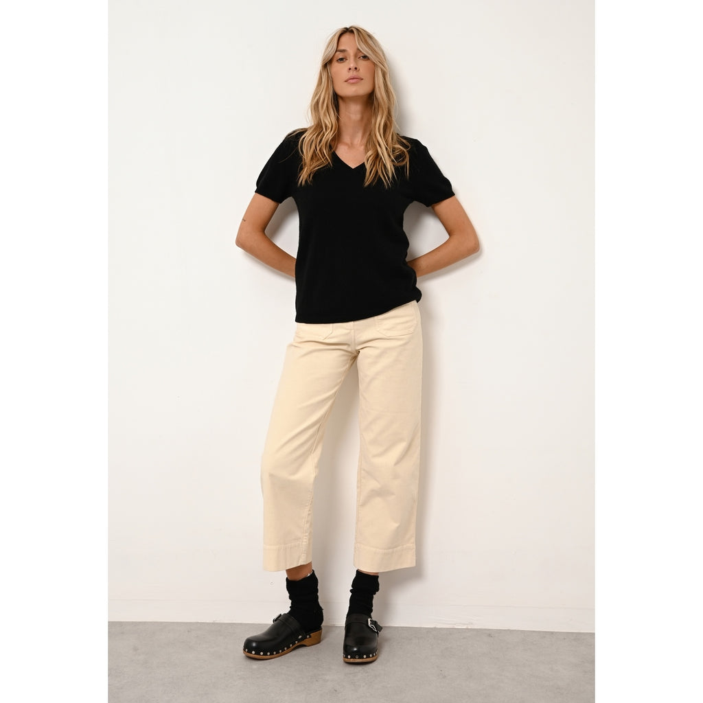 Camiseta de Cuello de Pico - Glamis - Negro