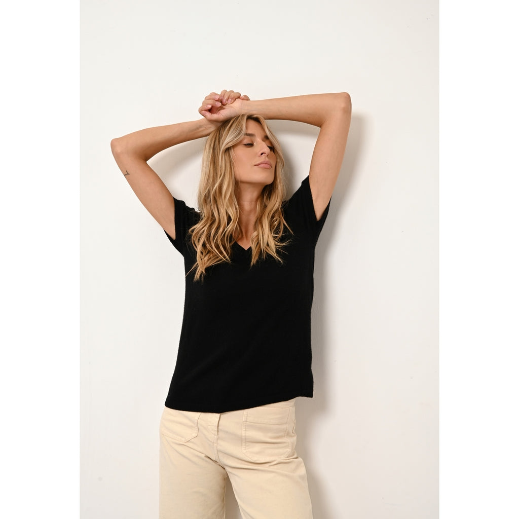 Camiseta de Cuello de Pico - Glamis - Negro