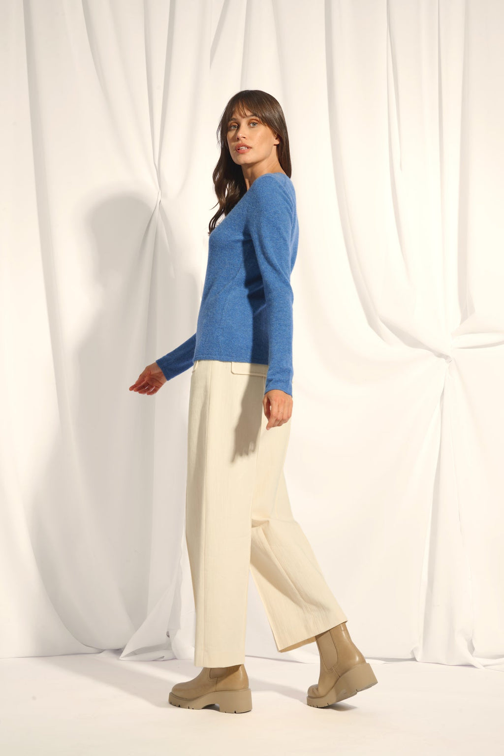 V-Neck Jumper - Joan - Denim Blue
