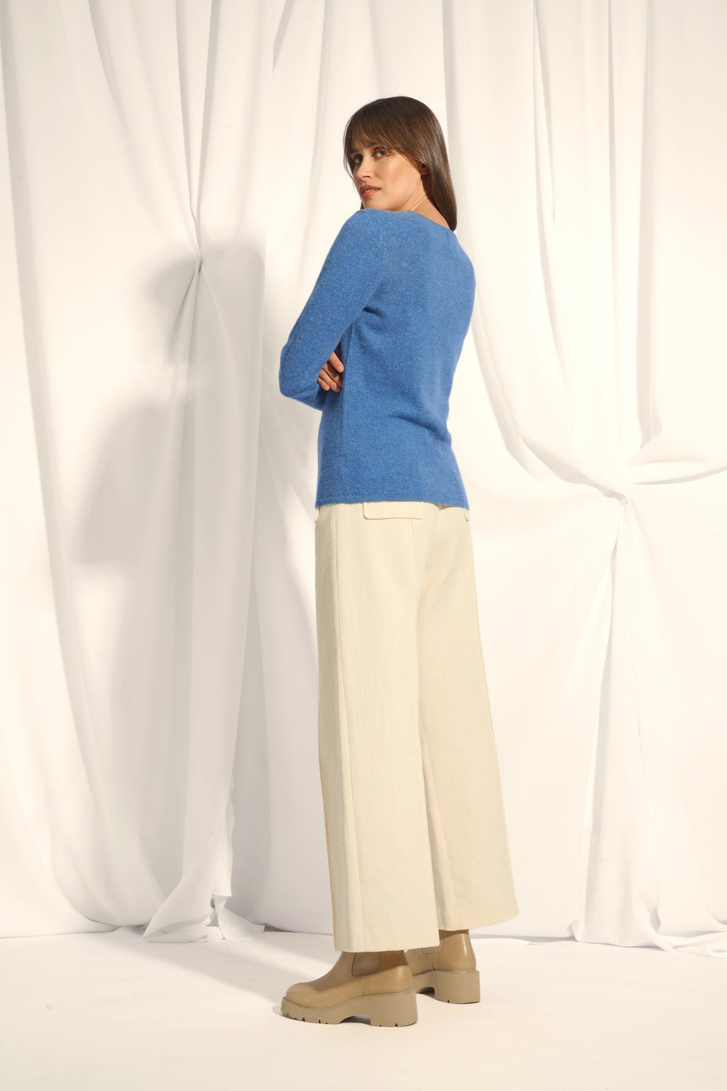 V-Neck Jumper - Joan - Denim Blue