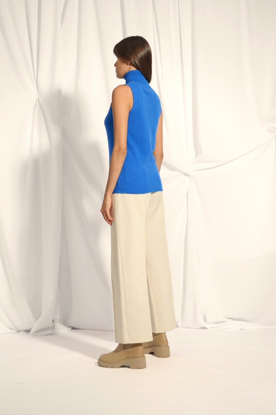 Sleeveless Roll Neck Jumper - Violet - Electric Blue