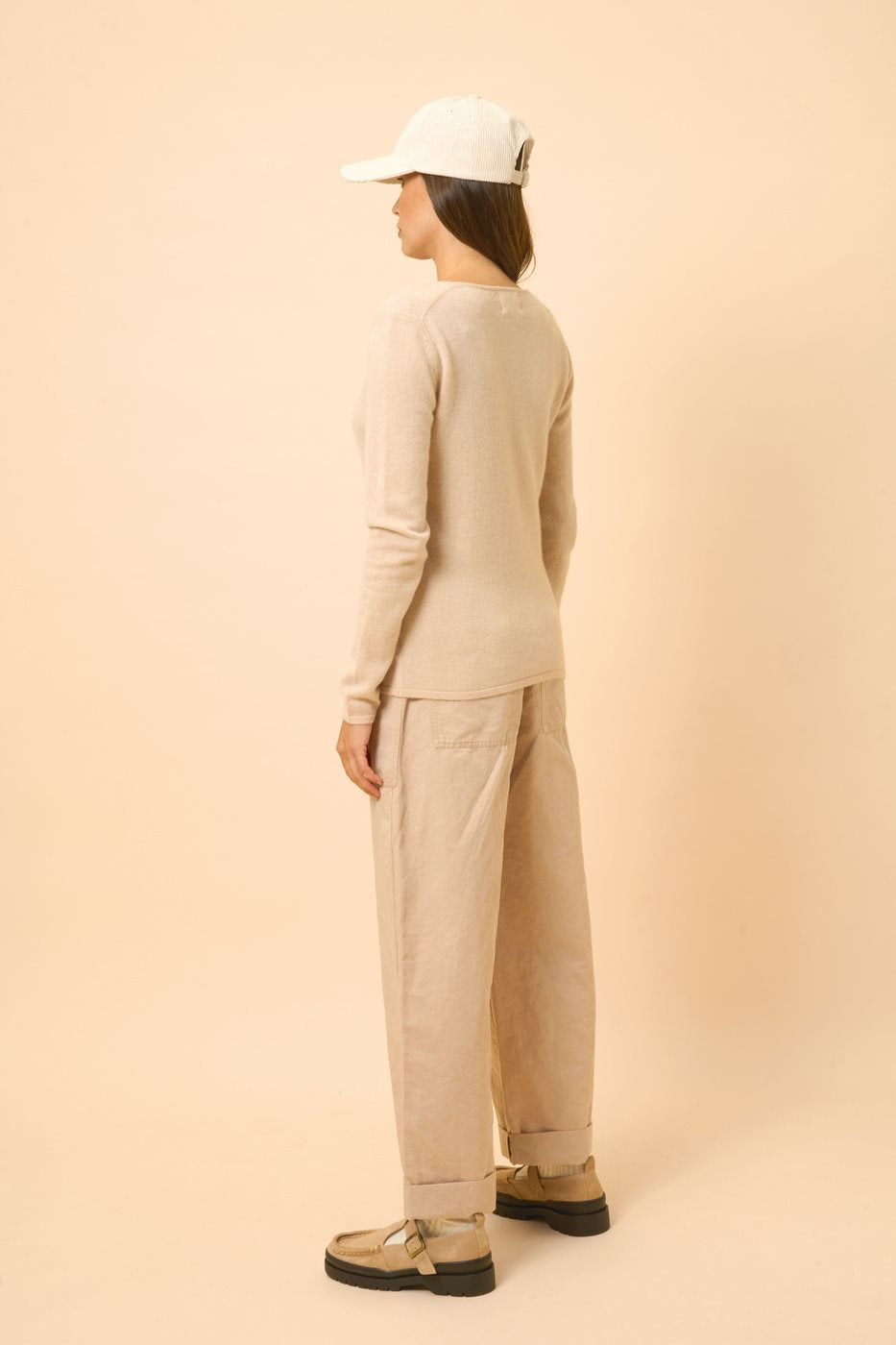 V-Neck Jumper - Joan - Nude