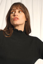 Pull Col Montant Volanté - Trila - Noir