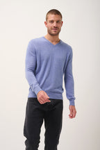 Jersey de Cuello de Pico -Walt-100% Cachemira, 2 Cabos-Sky Vigoré-Hombre