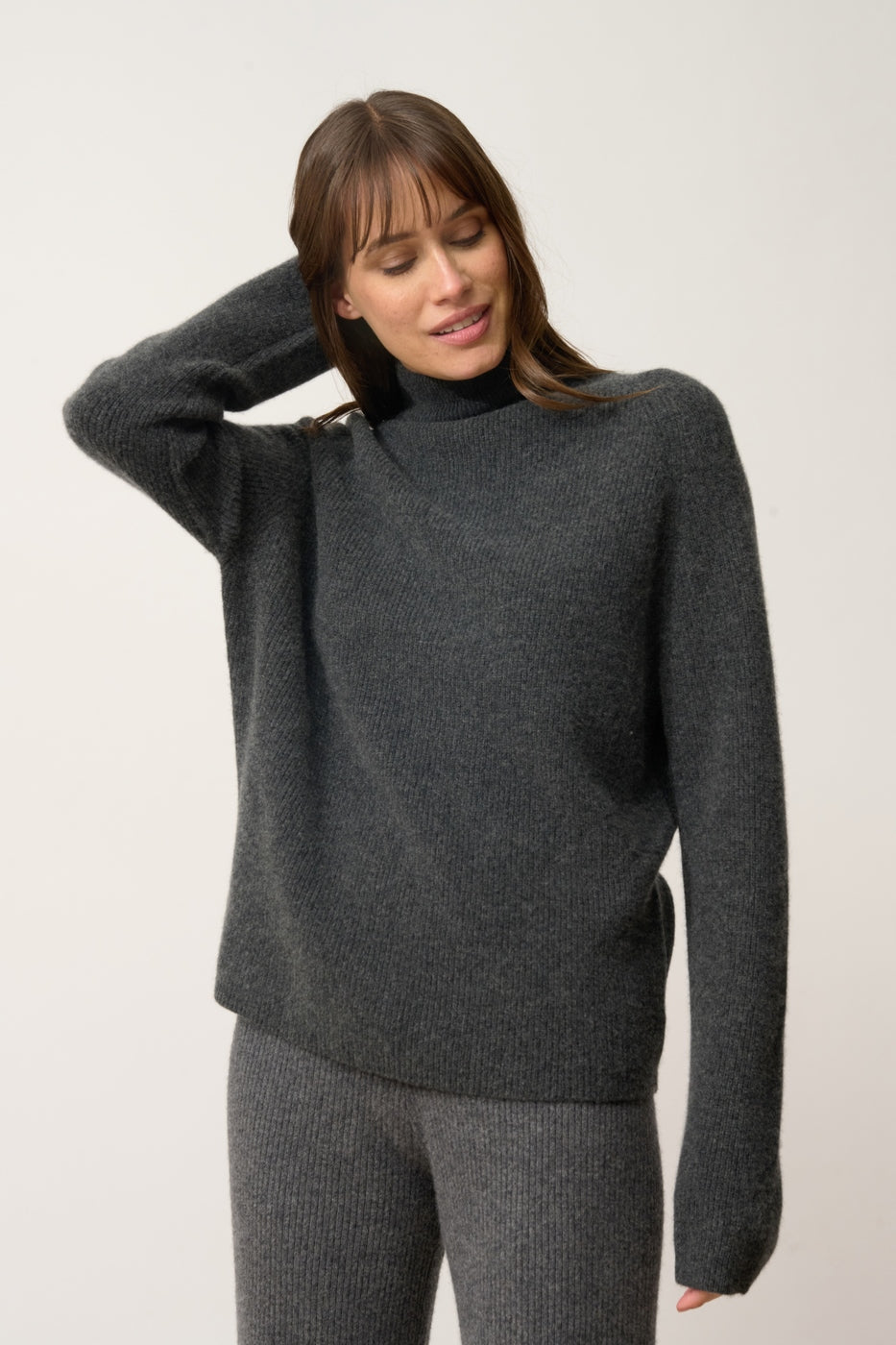 Jersey Cuello Alto-Alyssa-100% Cachemira, 2 Hilos-Carbono Jaspeado-Mujer