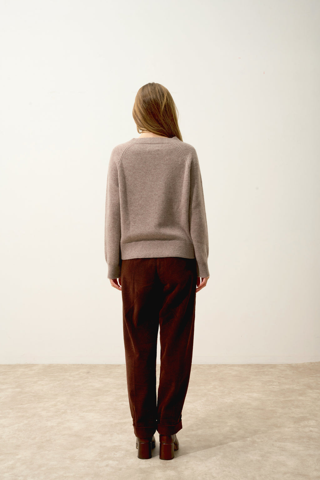 Kona 4-Ply Crew Neck Sweater - 100% 4-Ply Cashmere - Heathered Caribou - Women's
