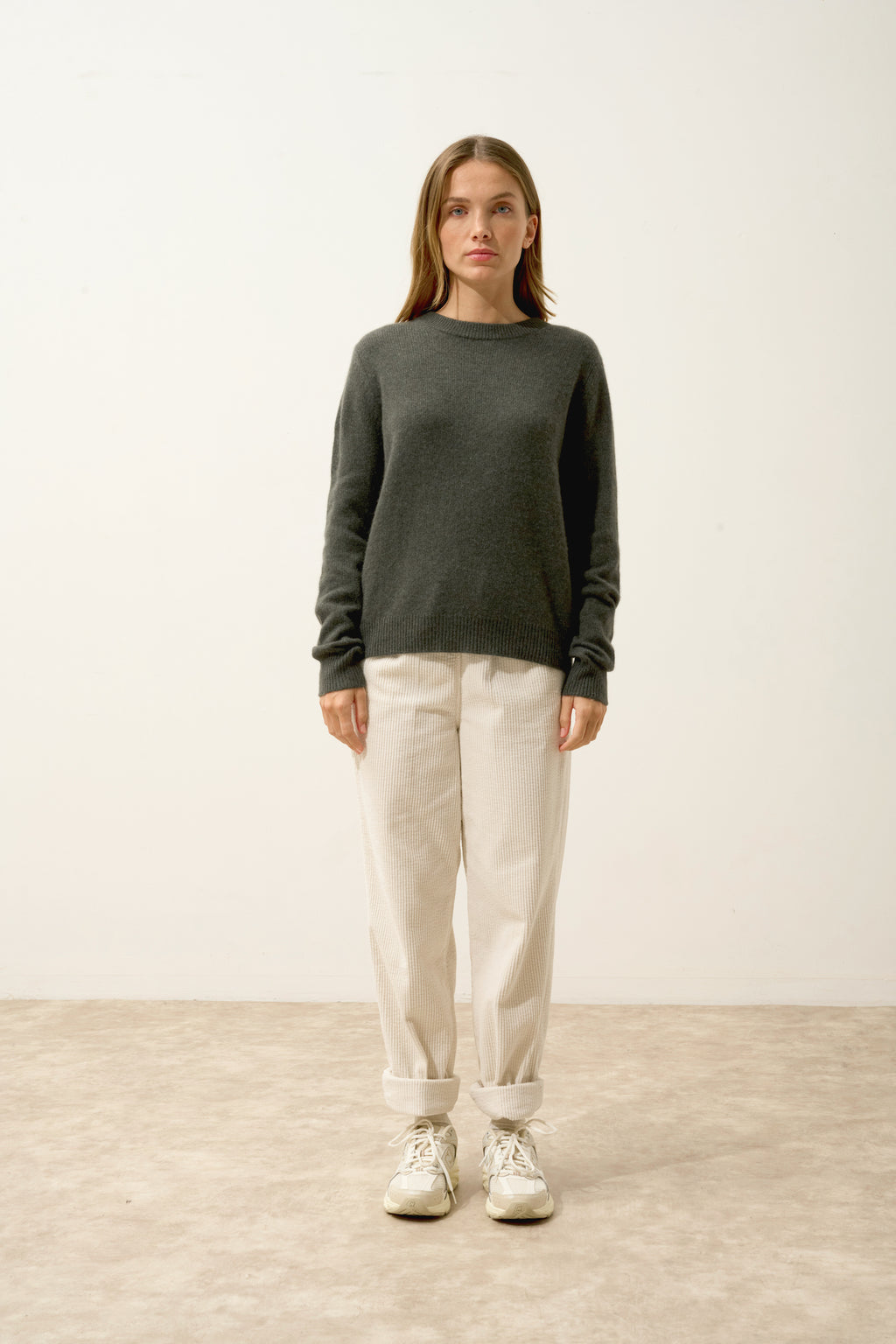 Lexini 4-Ply Crew Neck Sweater - 100% 4-Ply Cashmere - Heather Khaki - Women's