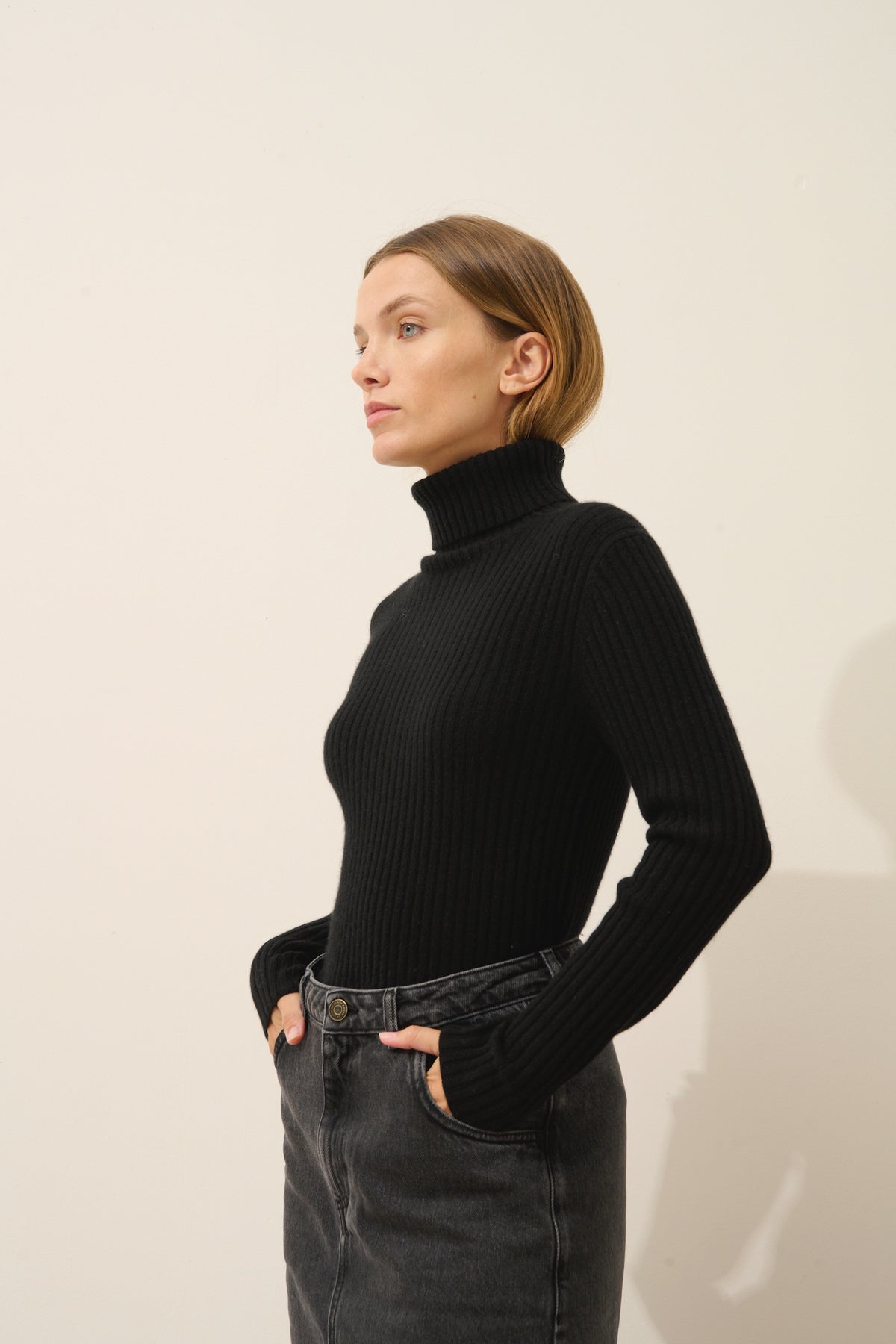 Pull Col Roulé Miraya - 100% Cachemire 2 Fils - Noir - Femme