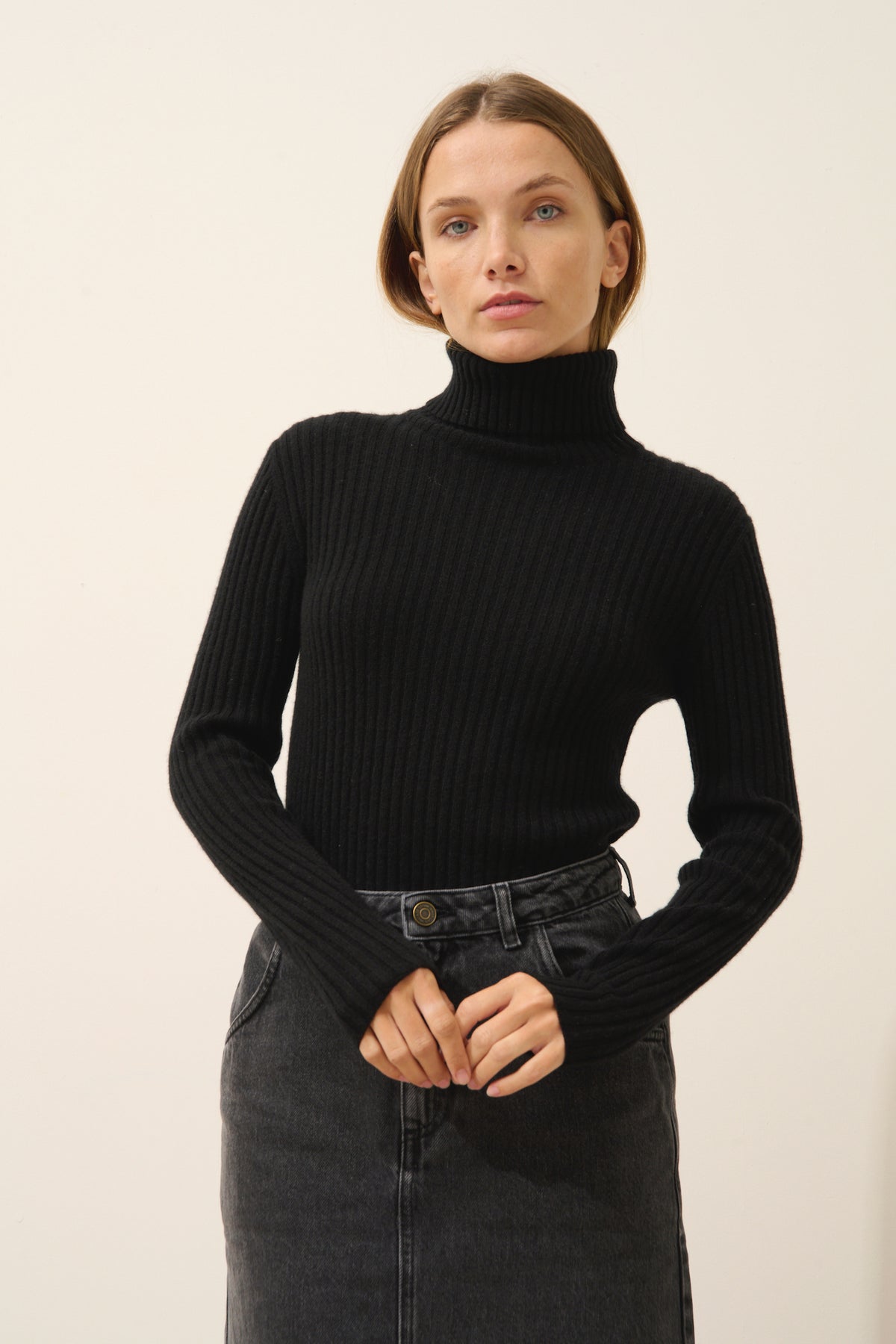 Pull Col Roulé Miraya - 100% Cachemire 2 Fils - Noir - Femme