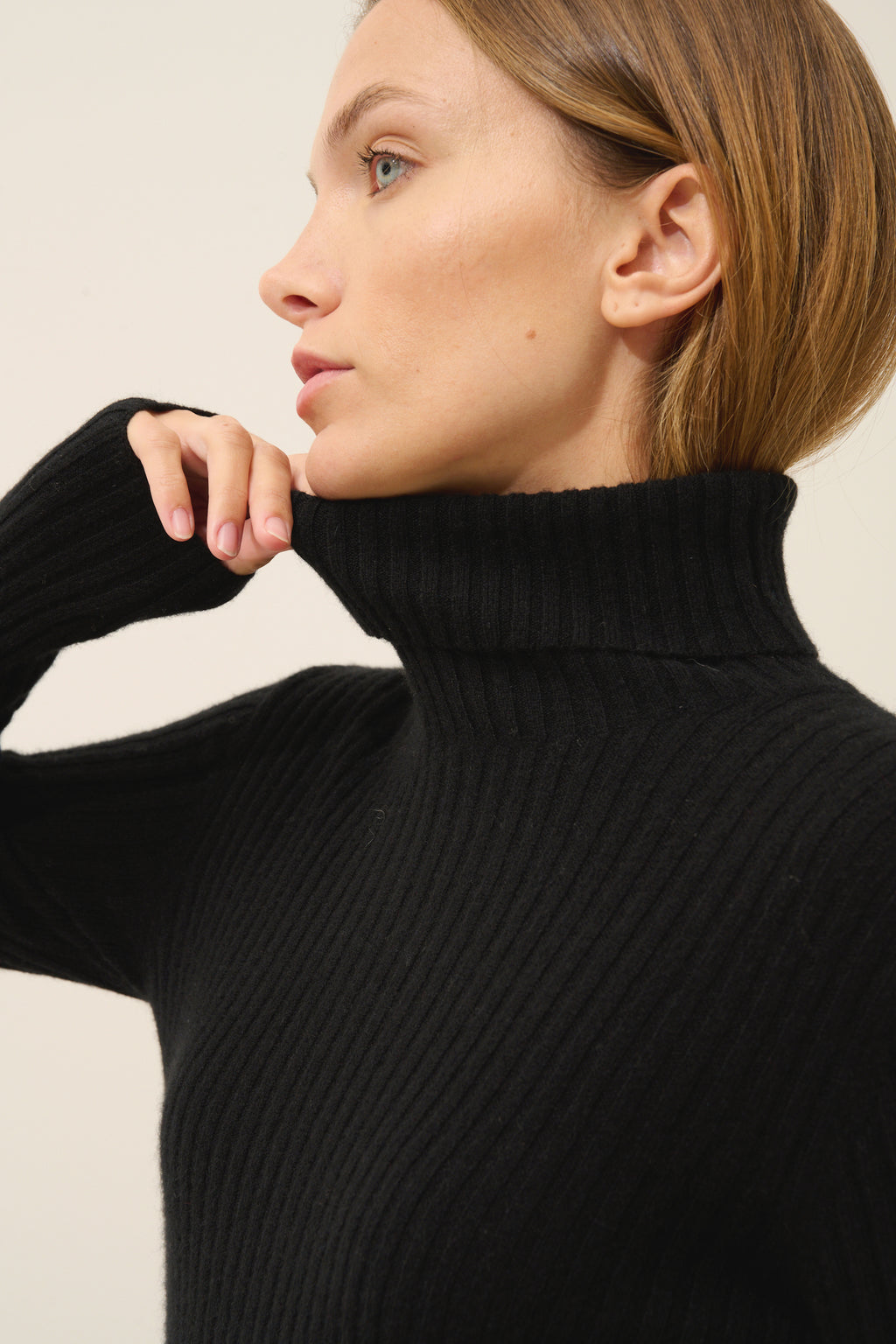 Pull Col Roulé Miraya - 100% Cachemire 2 Fils - Noir - Femme