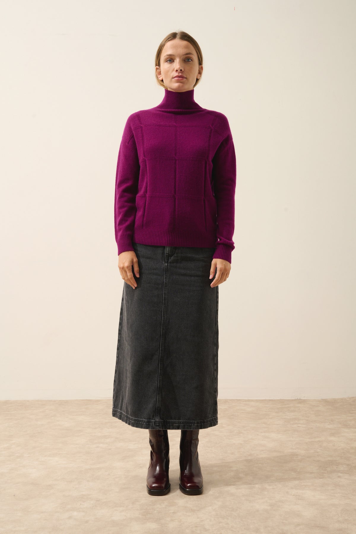 Just Cashmere - Loralia Turtleneck Sweater - 100% 2-Ply Cashmere - Plum - Women's