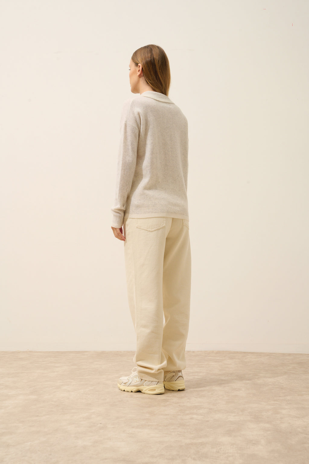 Éoliane Two-Tone V-Neck Polo Shirt - 100% 2-Ply Cashmere - Heather Pearl Grey + Ivory - Women's