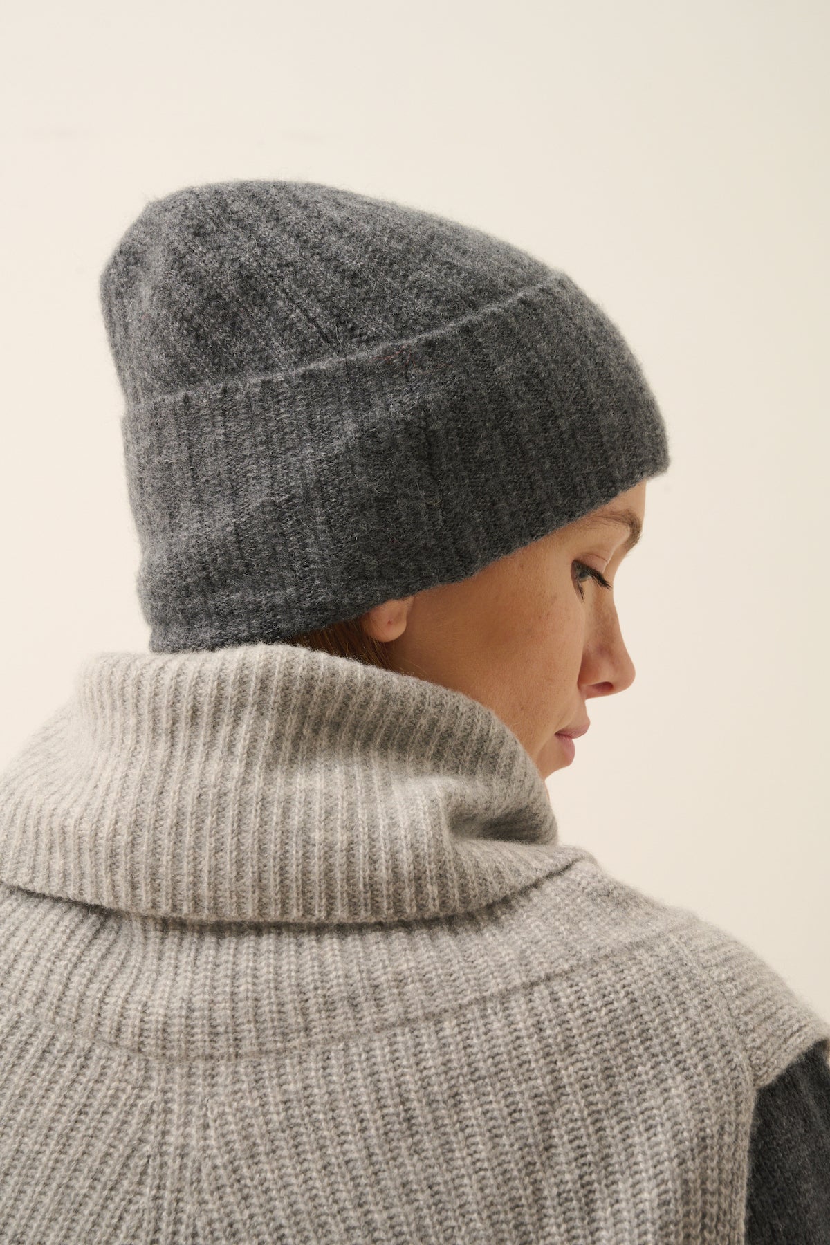 Bonnet 6 Fils Jin - 100% Cachemire 6 Fils - Anthracite Chiné - Mixte