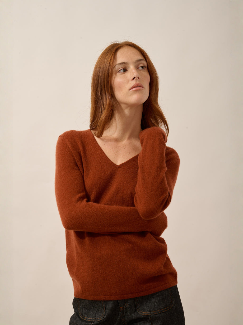 Jersey de cuello en V Joan - Ardilla - Mujer