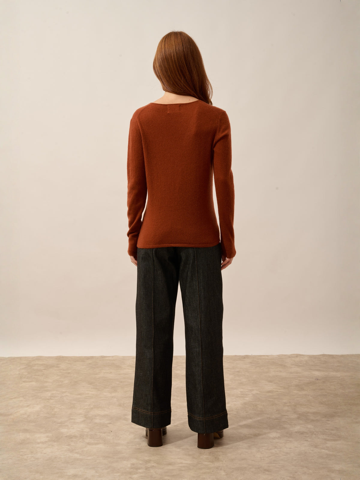 Jersey de cuello en V Joan - Ardilla - Mujer