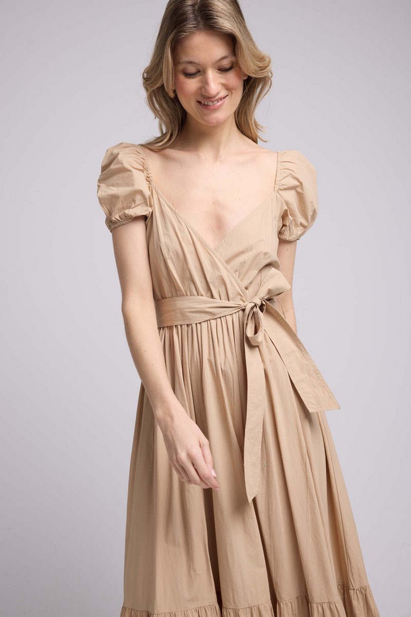 Vestido largo de manga corta - Beige