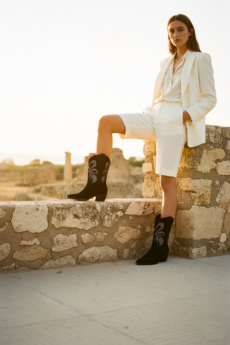 Jodo - Black Velvet Leather & Steel Glitter