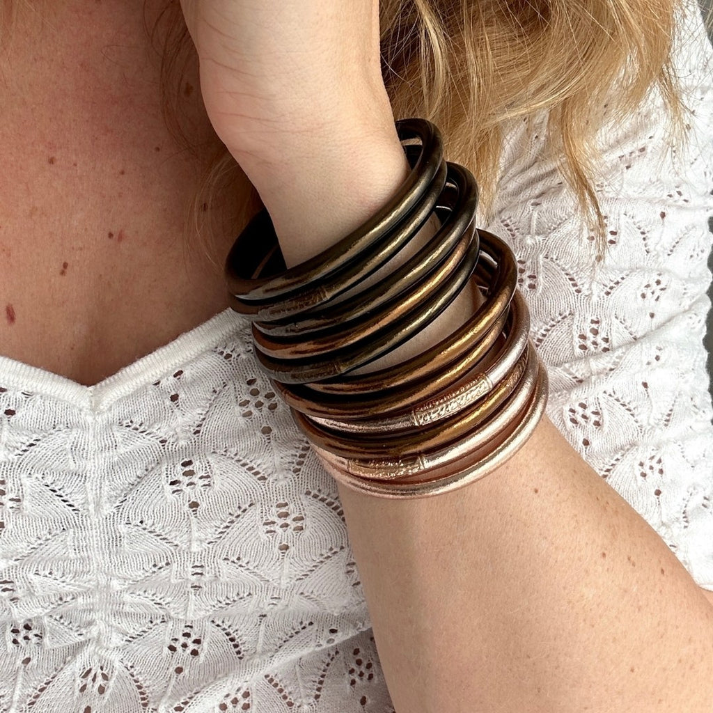 Bracciale rigido buddhista - Cioccolato