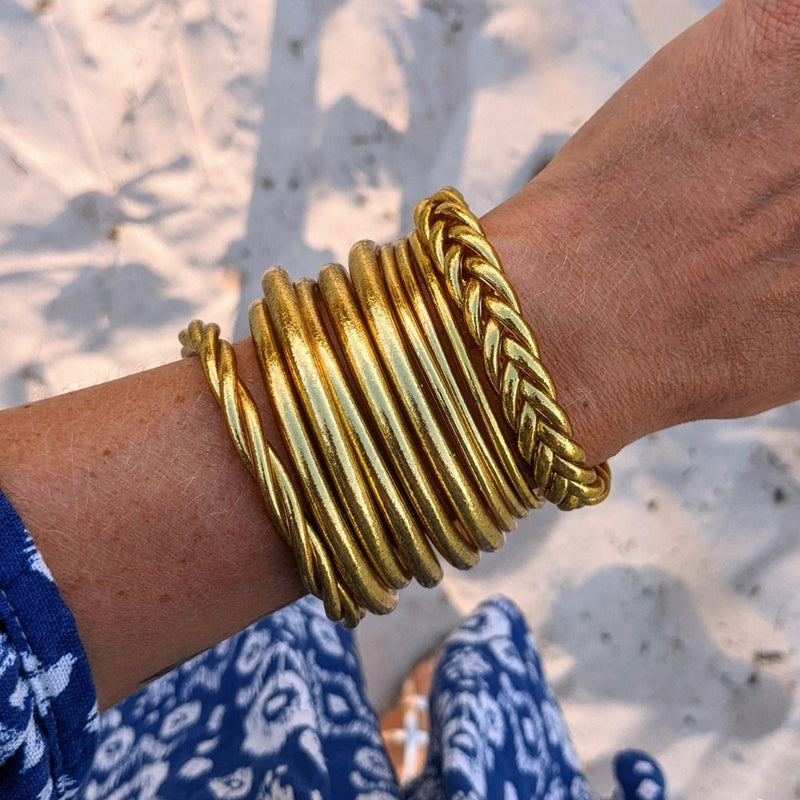 Brazalete Budista Retorcido - Oro Claro