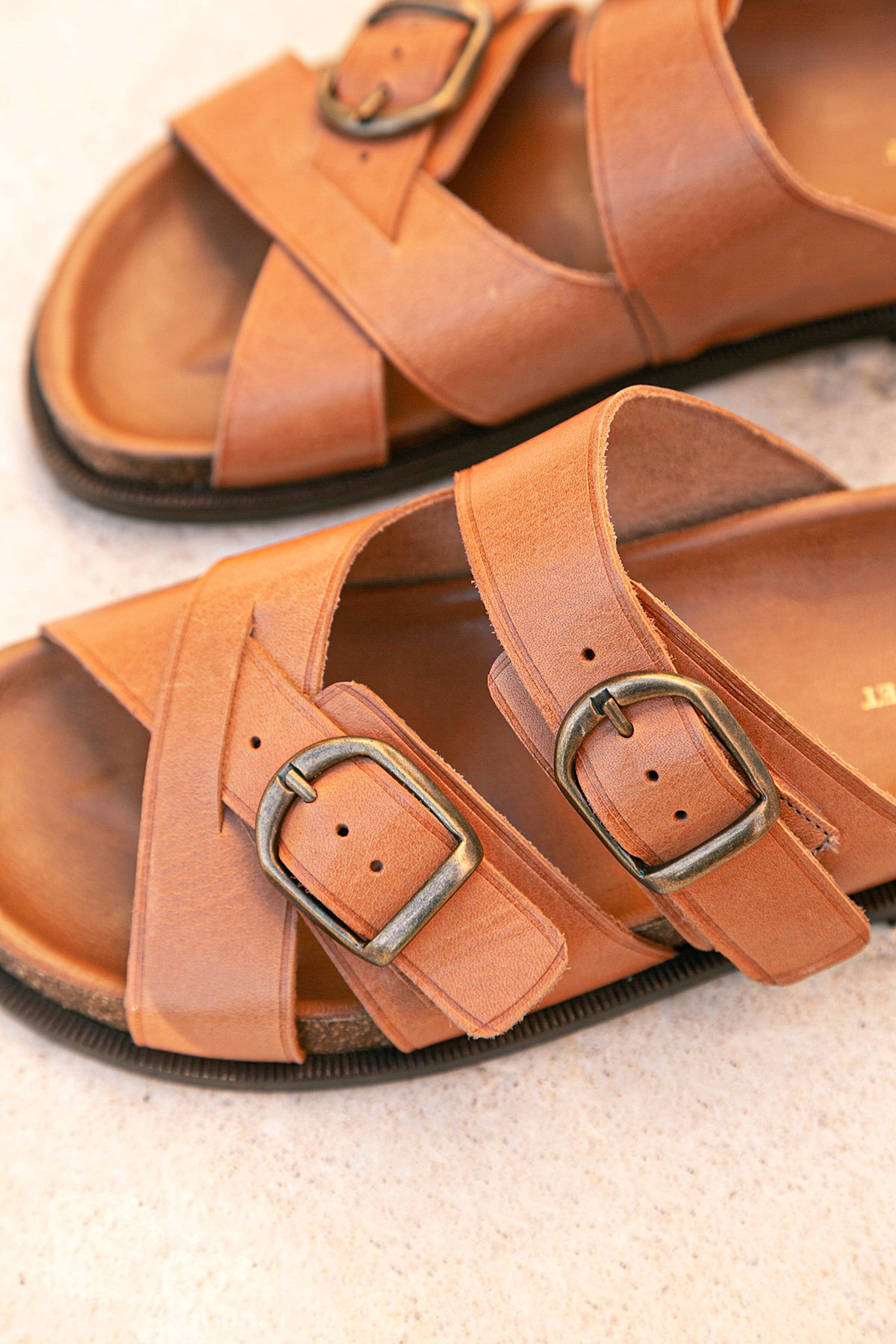 Karen Sandals - Smooth Leather - Cognac