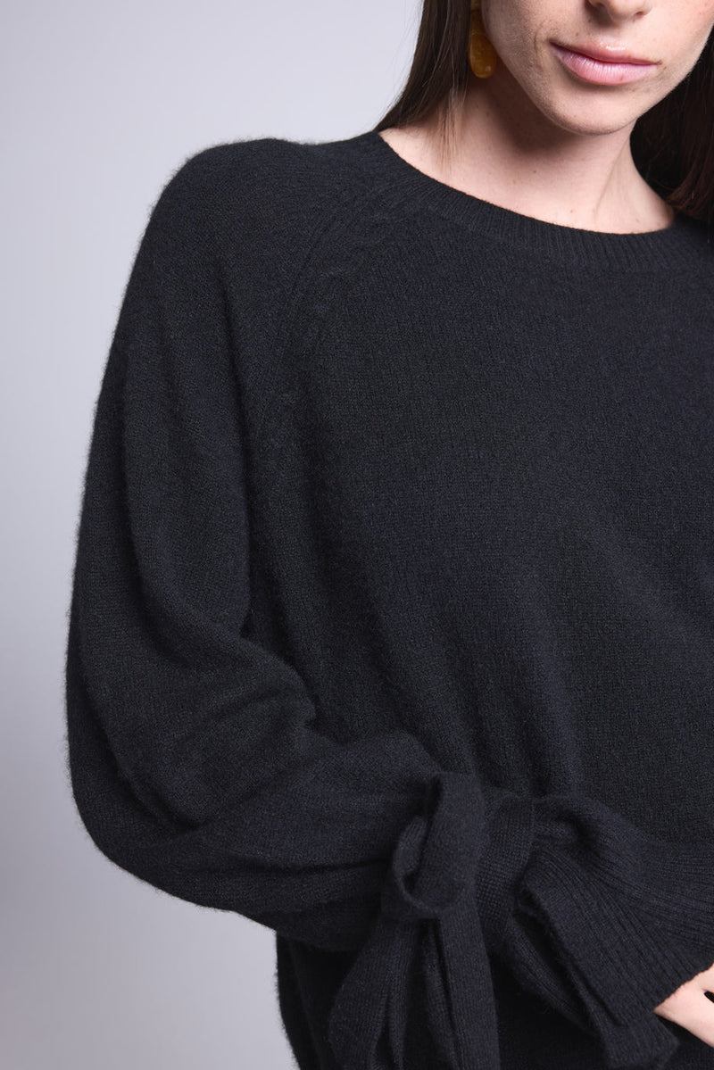 Pull Col Rond Noeud Poignets Kelly - Noir - Femme