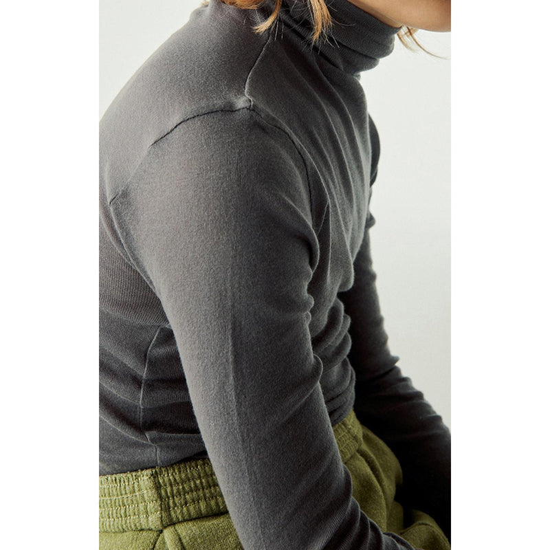 Fitted Turtleneck T-Shirt - Vintage Shark - Child
